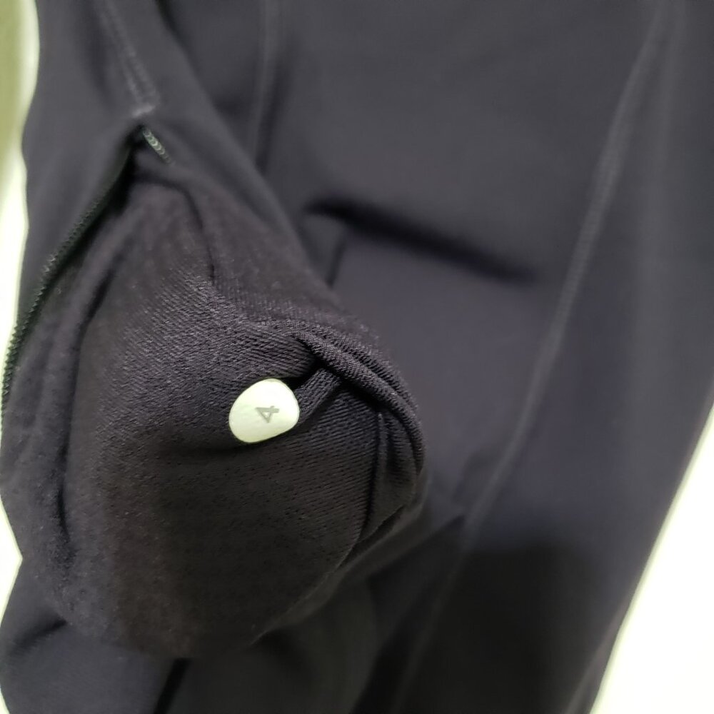 Lululemon Jacket - Picture 12 of 13